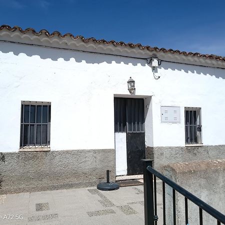 La Casita En La Alcornocosa -Sevilla ภายนอก รูปภาพ